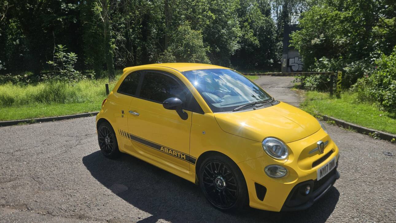 2017 YELLOW Fiat Abarth 595 1.4 T-Jet 145 Manual 3 DOOR